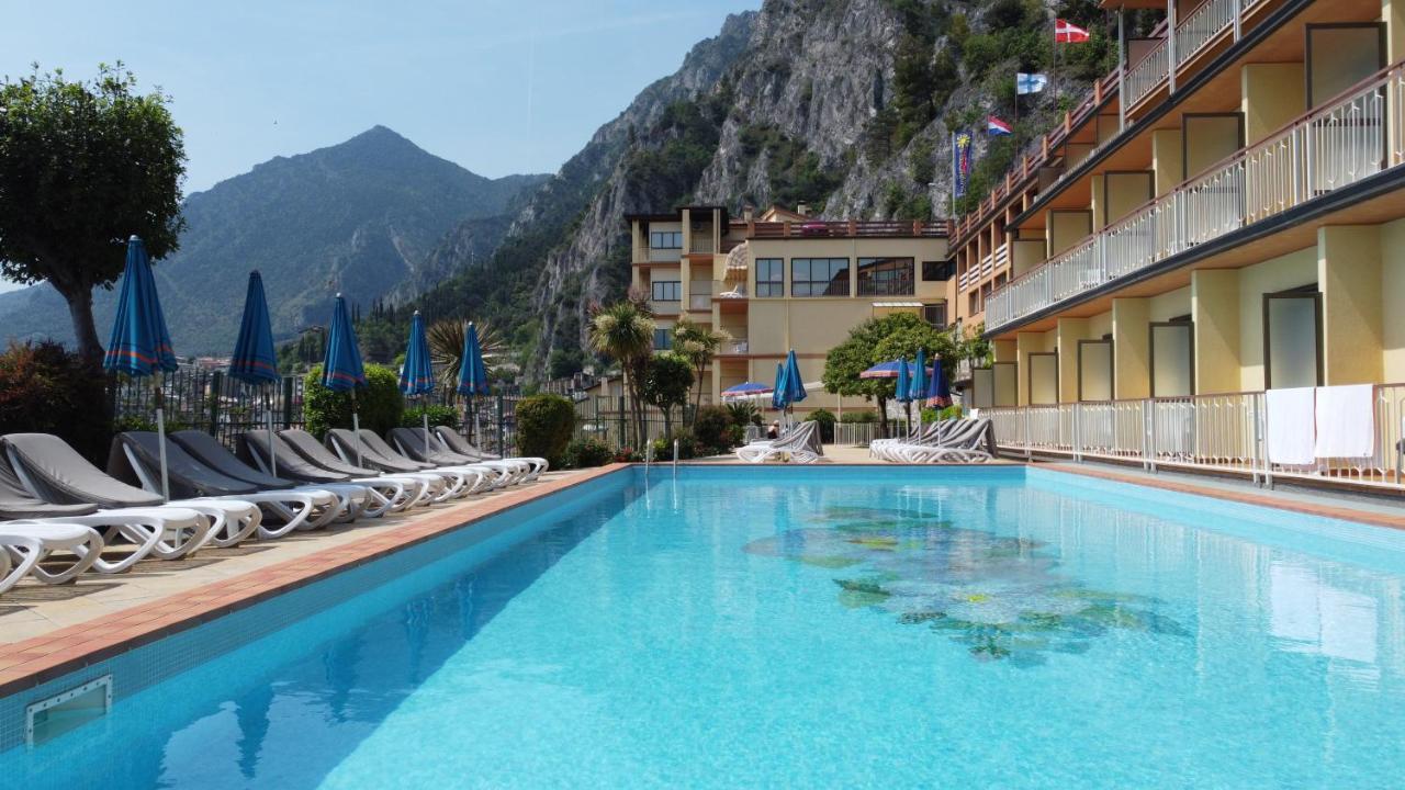 Hotel Splendid Palace Limone sul Garda Exterior foto
