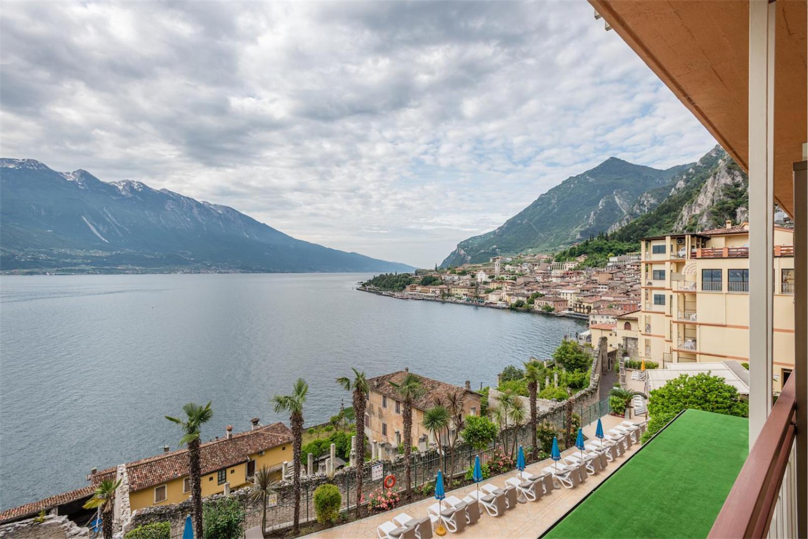 Hotel Splendid Palace Limone sul Garda Habitación foto