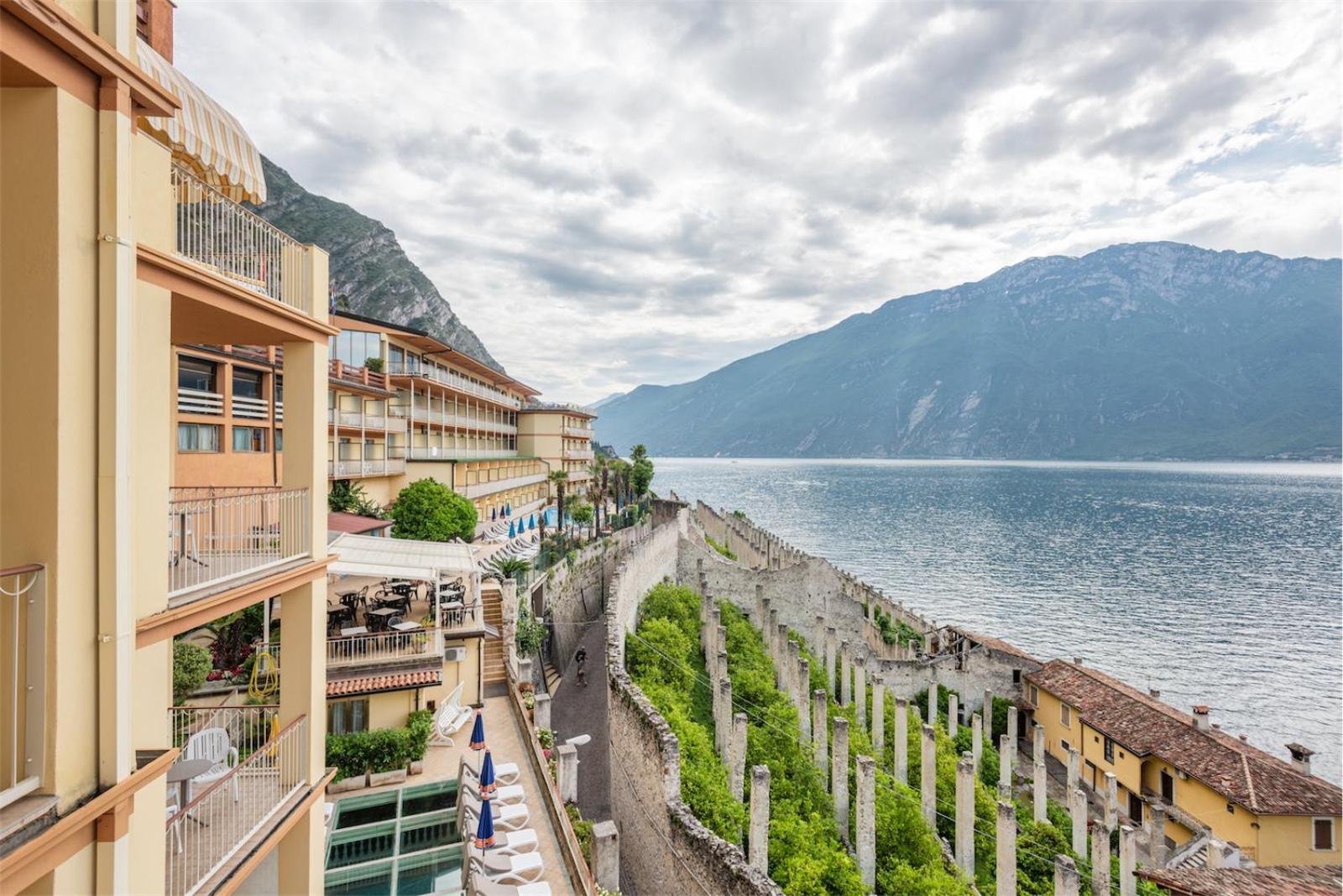 Hotel Splendid Palace Limone sul Garda Exterior foto