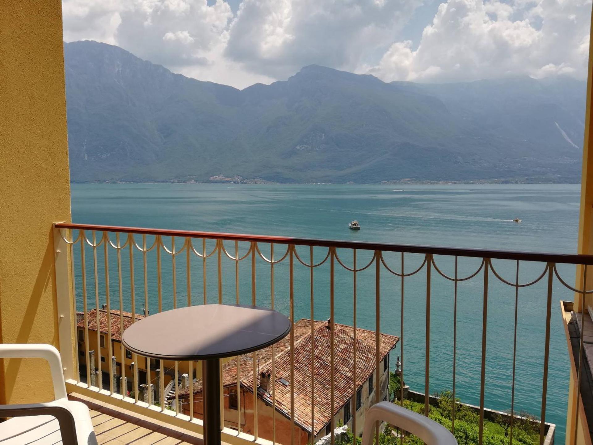 Hotel Splendid Palace Limone sul Garda Habitación foto